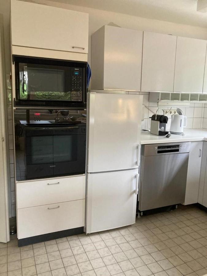 Schoenes Zimmer In Guter Lage In Aalen/Unterkochen エクステリア 写真