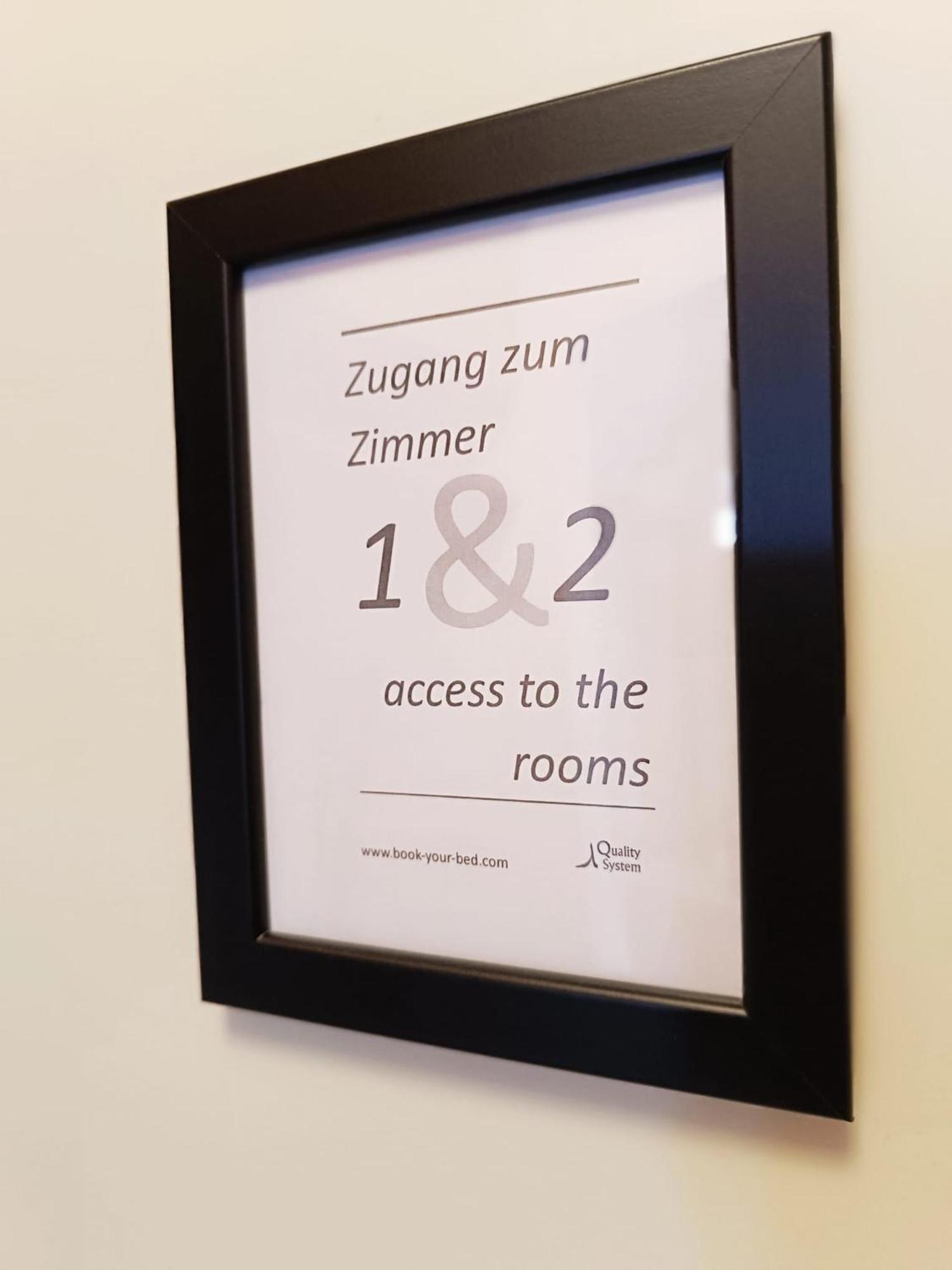 Schoenes Zimmer In Guter Lage In Aalen/Unterkochen エクステリア 写真